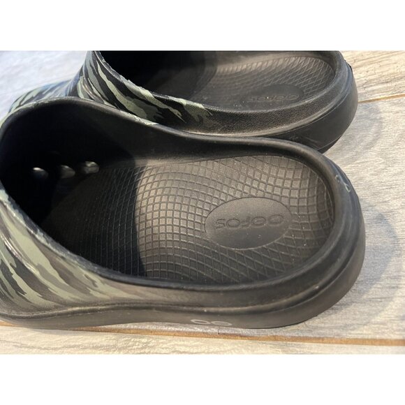 OOFOS Ooclog Shoes Clogs Slip On Recovery Green Camo Mens 8 Mules Womens 10 - Picture 4 of 12